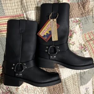 Durango Mens Black 11 inch Harness boot US 7EE/Woman’s 8.5